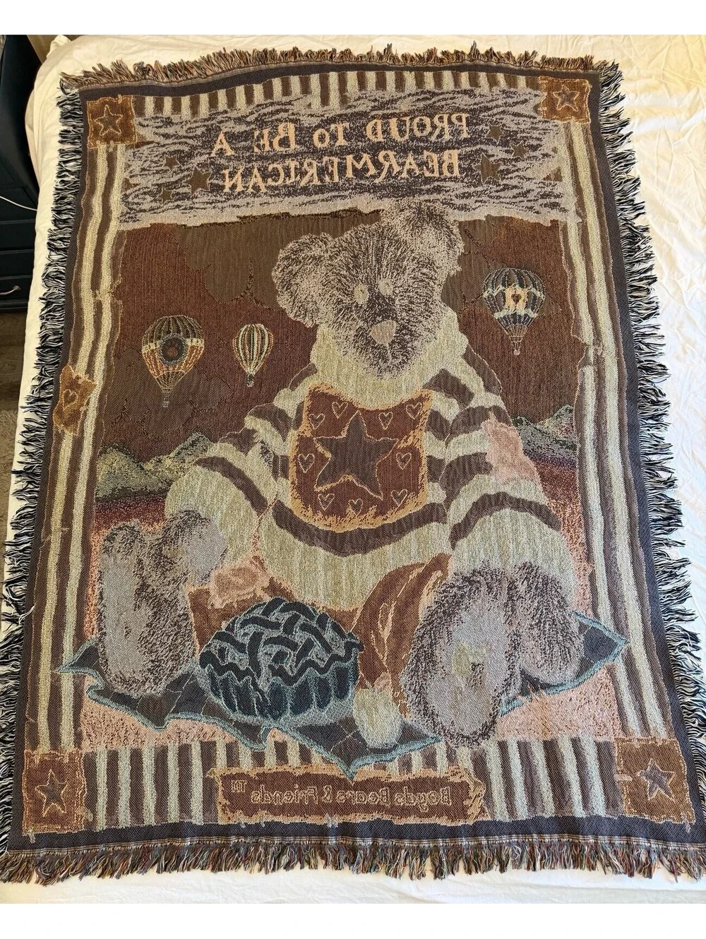 VTG Boyd’s Bears Friends Tapestry Throw. Blanket Proud To Be Bearmerican EUC